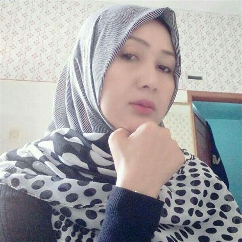 Bokep Indo Terbaru Ngewe Binor Montok Tetangga Hijaber.